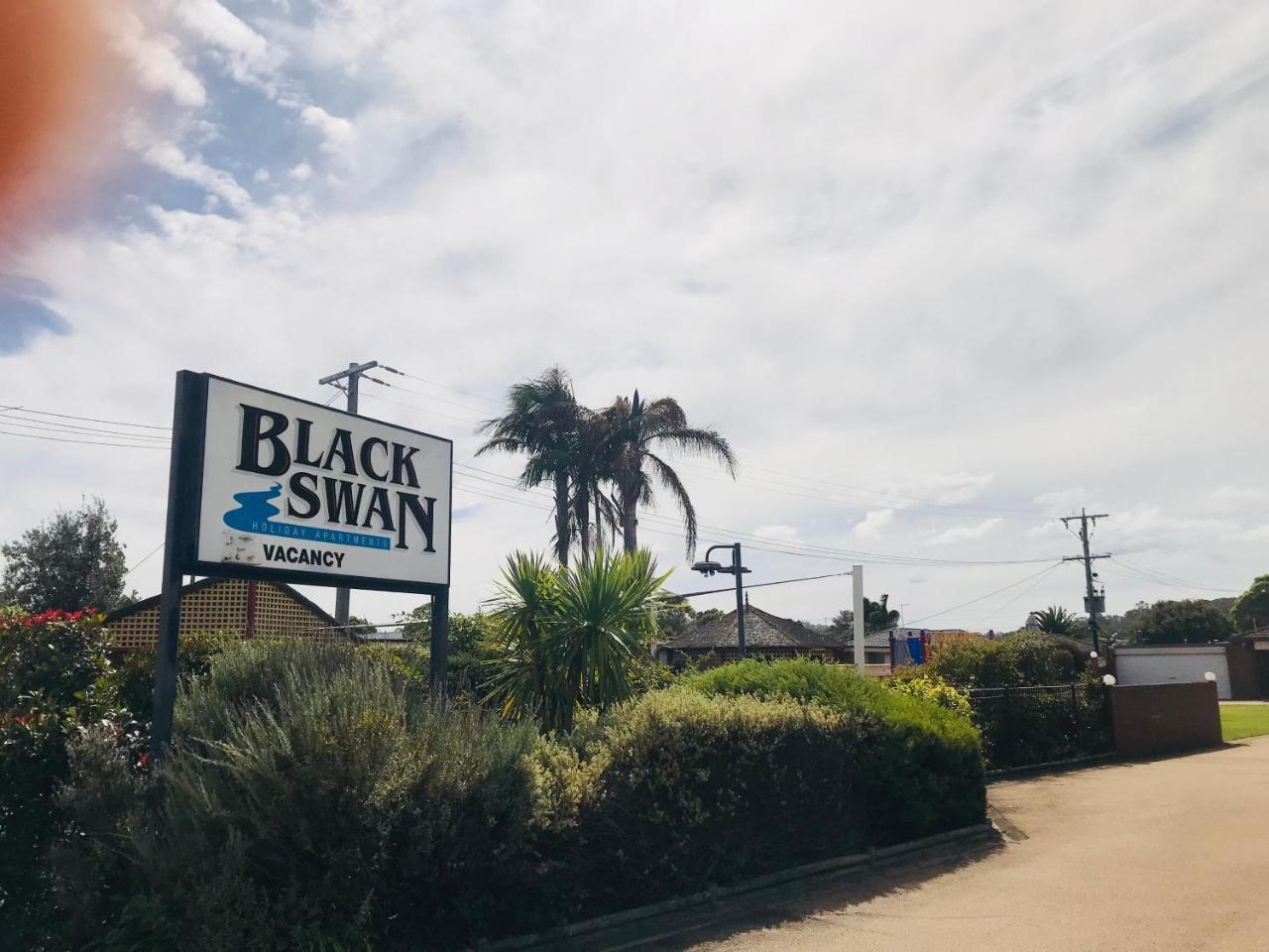 Black Swan Motor Inn Lakes Entrance Ngoại thất bức ảnh